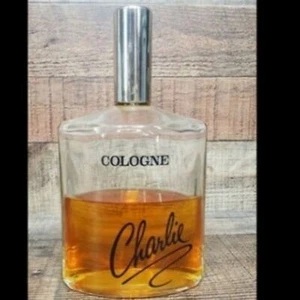 Vintage HUGE Revlon CHARLIE Cologne Splash 1 PINT 16 Oz Perfume Rare 50% + - Picture 1 of 5