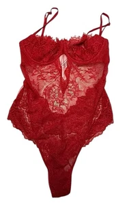 Victoria’s Secret Body rot Spitze Medium 34A-36A transparent Blumen Dessous Teddy - Bild 1 von 7
