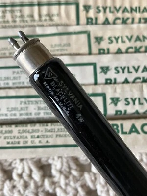 NOS1940’s SYLVANIA 4W 6” BLACKLIGHT 4PIN FLOURESCENT TUBES MADE IN THE USA Qty 5 - Image 1 of 4
