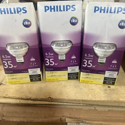 3 PACK Philips 453498 6.5-watt Indoor MR16 LED Light Bulb, Bright White - Image 1 of 3