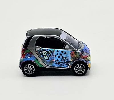 Smart Fortwo 07 Graffiti Miniaturauto für Sammler und Kunstliebhaber NEU & OVP - Bild 1 von 3