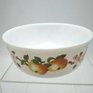 Retro/Vintage Arcopal France "Apple Blossom" Milk Glass Large Fruit Bowl 7" Dia - Picture 1 of 13