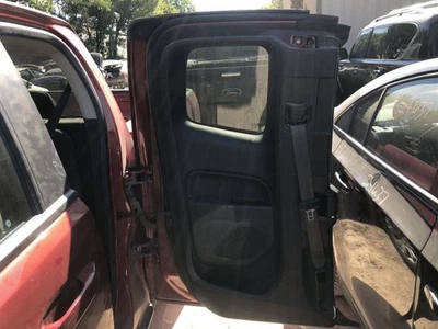 Chevrolet Colorado 2019-2022 interior trasero panel de moldura de puerta conductor izquierdo cabina externa 8 Foto 1 de 4