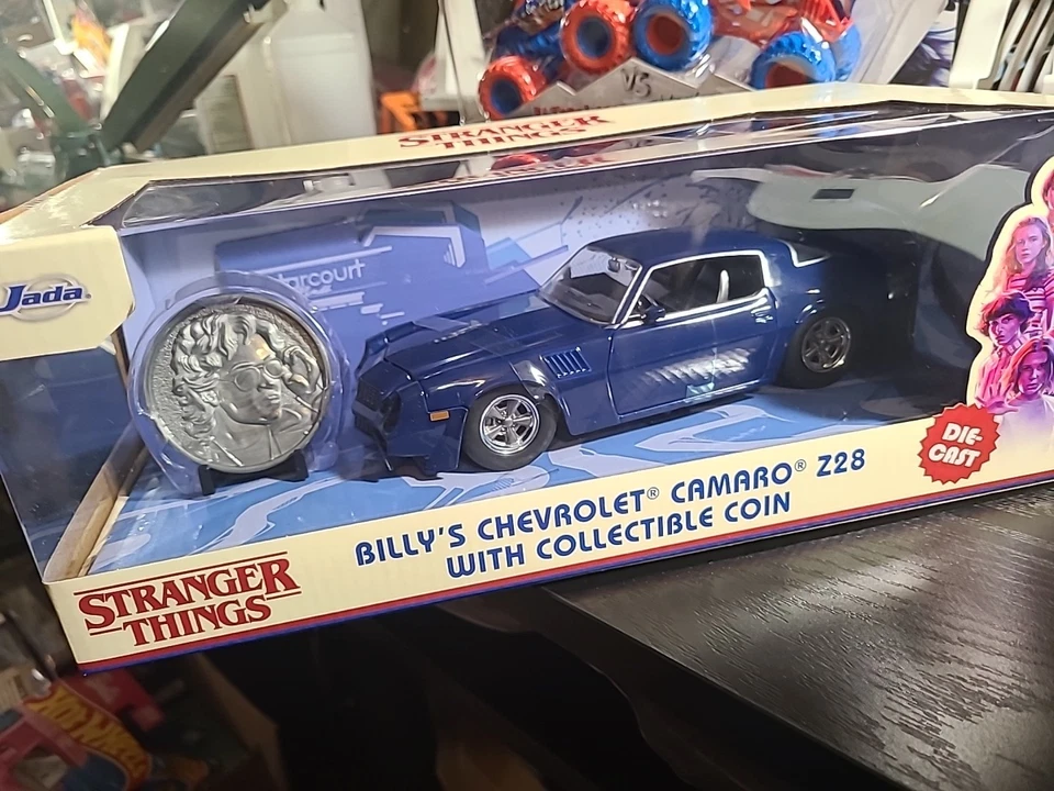 Jada Hollywood Rides Stranger Things Billy's Chevy Camaro Z28 con moneda 1:24 Diecas Foto 1 de 4