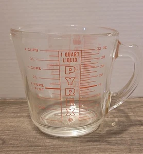 Vintage Pyrex 4 Cup (32oz) Glass Red Letter Measuring Cup Closed D-Handle - Picture 1 of 5