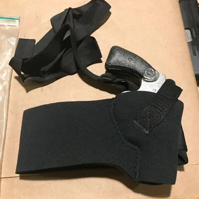 Galco Under Skirt Thigh Holster RH for Colt Det. Spl./ S&W 2" J Frame - Image 1 of 4