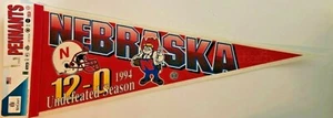 UNIVERSITY OF NEBRASKA CORNHUSKERS COLLEGE FOOTBALL 1994 VINTAGE PENNANT NEW - Picture 1 of 1