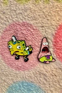 Juego de pines memes de pantalones cuadrados de Bob Esponja - Imagen 1 de 1