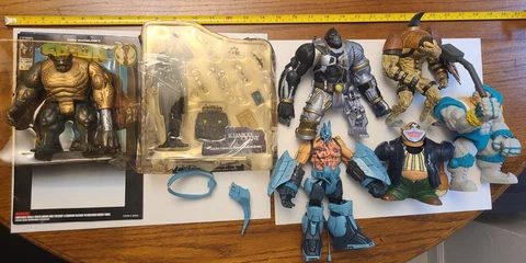 lot 7 of loose spawn figures standard size with some weapons  overkill sleepy h Cover