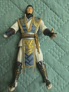 Mezco Toyz Mortal Kombat X - Raiden 6" lose Figur fehlende Hand - Bild 1 von 6