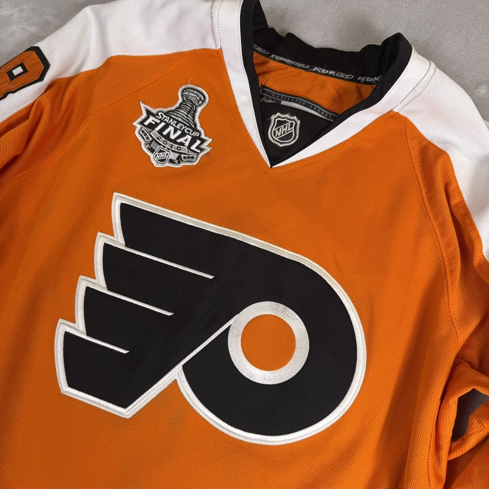 2010 Stanley Cup Finals Philadelphia Flyers Giroux #28 Jersey CCM 50 Reebok READ - Image 1 of 4