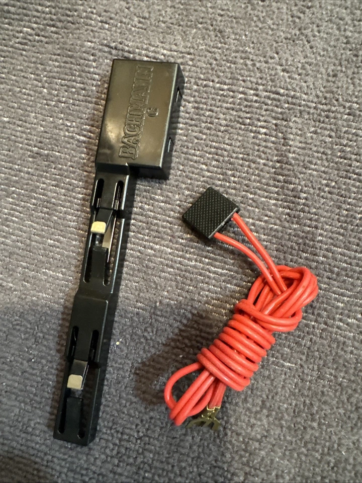 Clip de terminal eléctrico Bachmann con cable escala G Foto 1 de 1