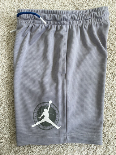 Pantaloncini da basket Air Jordan Jumpman da ragazzo in rete grigi taglia 8 10 S