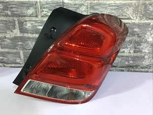 2017-2022 Chevy Trax LED Tail Light Right (passenger Side) OEM, COMPLETE - Picture 1 of 8