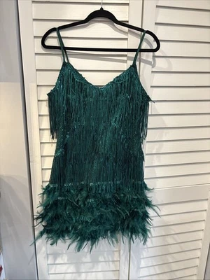 Aleta de lentejuelas verde, vestido talla mediana  Foto 1 de 4