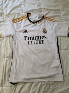 Real Madrid Jersey 2023/24 Football Soccer GC (SIZE LARGE)- WITH TAGS AND BAG - Picture 1 of 5