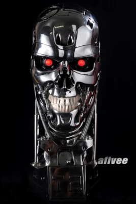 Sideshow 1/1 T800 终结者头骨模型胸部镀亮银色发光 — 第 1/4 张图片