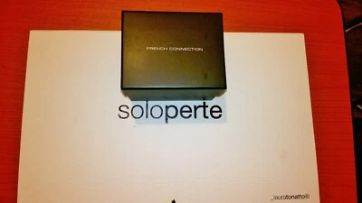 NUEVO CON ETIQUETAS FCUK Reloj Finnegan Negro y Plateado Conexión Francesa - Regalo Perfecto Foto 1 de 4