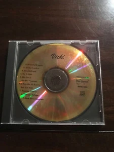 Vicki - Picture 1 of 3