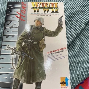 Dragon 12" 1/6 WWII Moscow 1941 Wehrmacht Nco Feldwebel Action Figure Figure - Picture 1 of 3