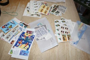 US MINT POSTAGE LOT - $90 FACE 29 CENT TO 6 CENT ISSUES SEE LIST BELOW - Picture 1 of 1