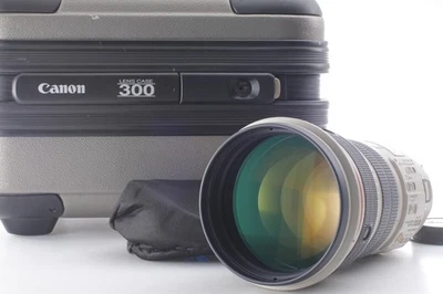 Read [Near MINT] Canon EF 300mm f/2.8 L IS USM Telephoto Lens From JAPAN - Image 1 of 4