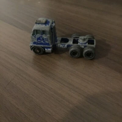 USED RARE Matchbox Major Pack No. 9 Hendrickson Tractor Inter-State Freighter - Image 1 of 4