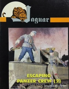 Jaguar 1/35 Escaping Panzer Crew (2 Figure Set) - JAG-63040 - Picture 1 of 2
