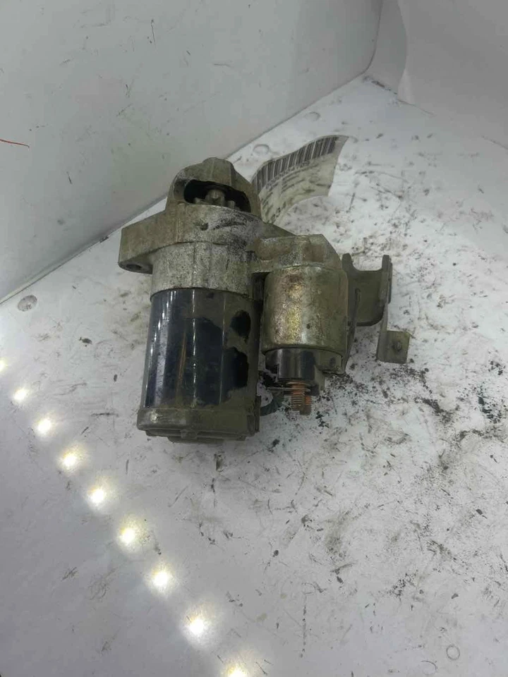 Fits 2004-2006 Nissan Maxima Starter Motor 3.5L OEM#:233008Y000 Foto 1 de 3