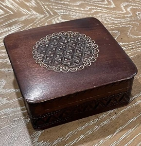 VTG Rosewood Hand Carved Hinged Wood Trinket Jewelry Box Made in Poland - Picture 1 of 19