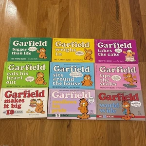 Vintage Jim Davis Lot Of 9 Garfield Fat Cat Books Paperback Comic Books - Picture 1 of 11