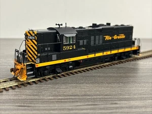 Athearn Genesis HO G62661 GP9 Phase II. Rio Grande #5924 w/DCC & Sound NOS! - Picture 1 of 14