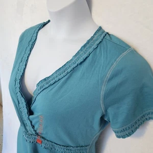 Esprit Neu mit Etikett Damen 1X Faux Wickel V-Ausschnitt blau Rüschen T-Shirt Oberteil - Bild 1 von 7