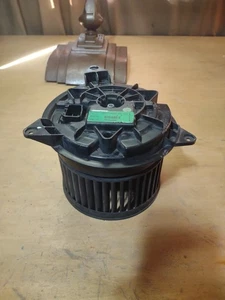 2001-02-03-04-05-06-07-2008 JAGUAR X-TYPE A/C HEATER BLOWER MOTOR 1S7H-18456-AD - Picture 1 of 5