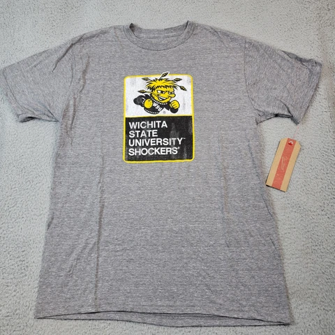 Wichita State University T-Shirt Men's Size L Short Sleeve Shockers The Victory Cover