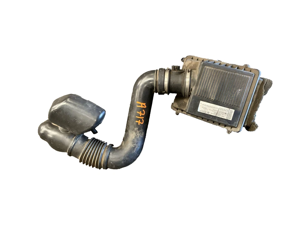 2007-2009 CHEVY SILVERADO 1500 Air Intake Complete Assembly OEM 25873812 - Image 1 of 4