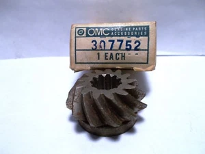 OMC EVINRUDE JOHNSON P/N 307752 / 0307752 PINION GEAR NOS - Picture 1 of 4