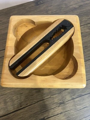 Cascanueces y cuenco Bodum diseñado por F. Digsmed hecho en Dinamarca C4 Foto 1 de 4