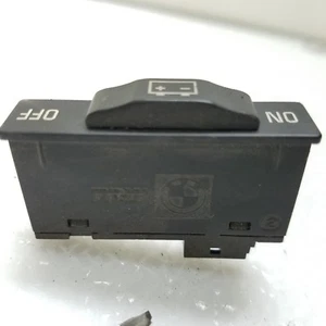 2006-2008 BMW 750Li E65 Battery Power Distribution On Off Switch 8379594 - Picture 1 of 4