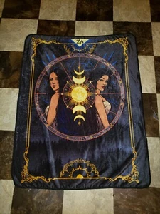 Nuova scatola coperta libraio Zodiac Academy - Foto 1 di 6