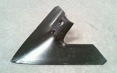 Chisel Plow Point, 16  Sweep 5/16  Thick- Heavy Duty 2 1/4 Hole Cntr F50-16-5kp  • 38.37$