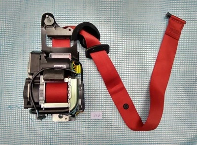 14-19 OEM MERCEDES C W205 CONDUCTOR DELANTERO IZQUIERDO CINTURÓN RETRACTOR ROJO Foto 1 de 4