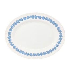 Wedgwood "Lavendel auf Creme" Muschelrand 16" ovale Servierplatte - Bild 1 von 6