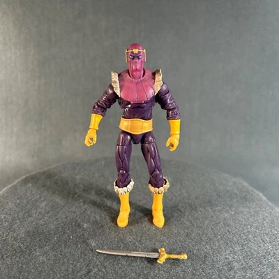 Figura de acción Hasbro Marvel Universe 022 Baron Zemo 3,75 pulgadas Foto 1 de 4
