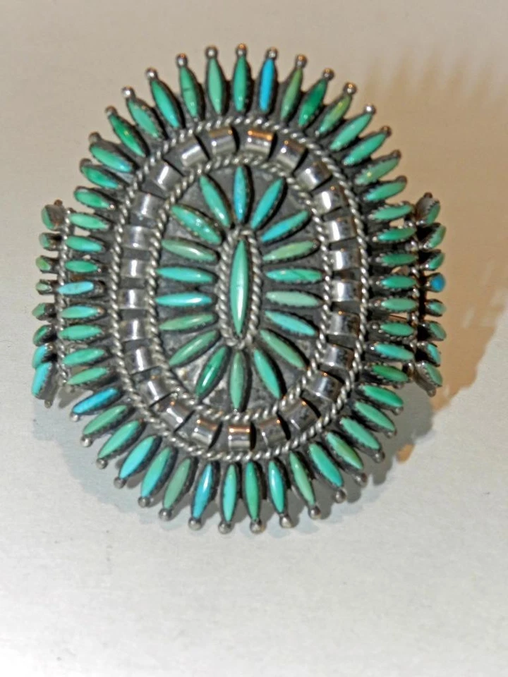 NEEDLEPOINT TURQUOISE CLUSTER TRIBAL ANTIQUE/VTG. ZUNI SS CUFF BRACELET - SIGNED - Image 1 of 1