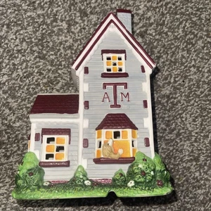 Texas’s A&M Christmas Village House Loook Aggies - Picture 1 of 4