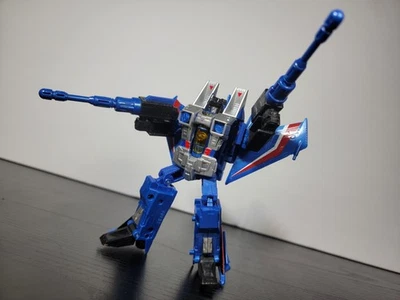 Transformers Generations Thundercracker Completo Hasbro Deluxe 2010 Clásicos Foto 1 de 4