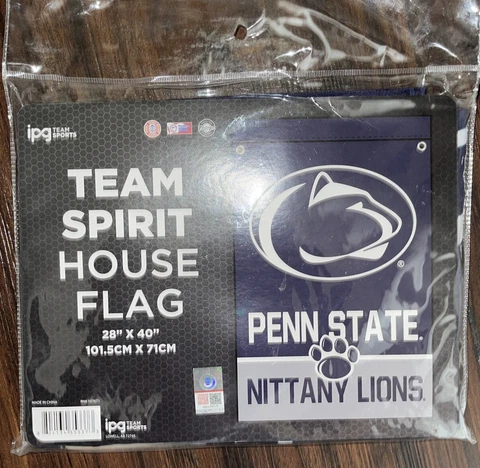Penn State Nittany Lions House Flag NCAA Football 28" x 40" IPG Team Sports Cover
