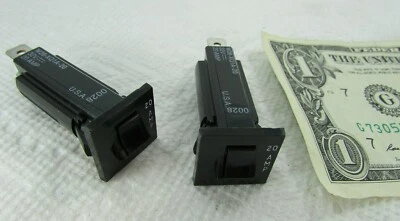 2 Potter & Brumfield 20A Circuit Breakers Max 32VDC / 250VDC Panel Mount Snap-In