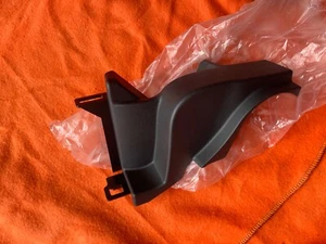 Land Rover Discovery 5 NEU ORIGINAL RH Innen Seitenverkleidung Verkleidung LR081302 25F - Bild 1 von 7